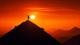 imagegratuite.com_00000369_M_d3-silhouette-man-raising-arms-on-hill-sunset