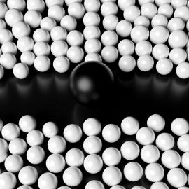 imagegratuite.com_00000617_M_d3-1-black-ball-among-many-white-balls