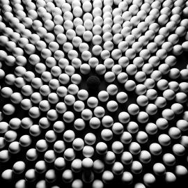 imagegratuite.com_00000618_M_d3-1-black-ball-among-many-white-balls