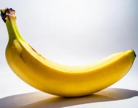 imagegratuite.com_00000661_L_f2-banana-white-background