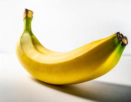 imagegratuite.com_00000663_L_f2-banana-white-background